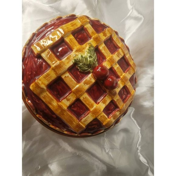 Vintage Cherry Pie Baking dish.